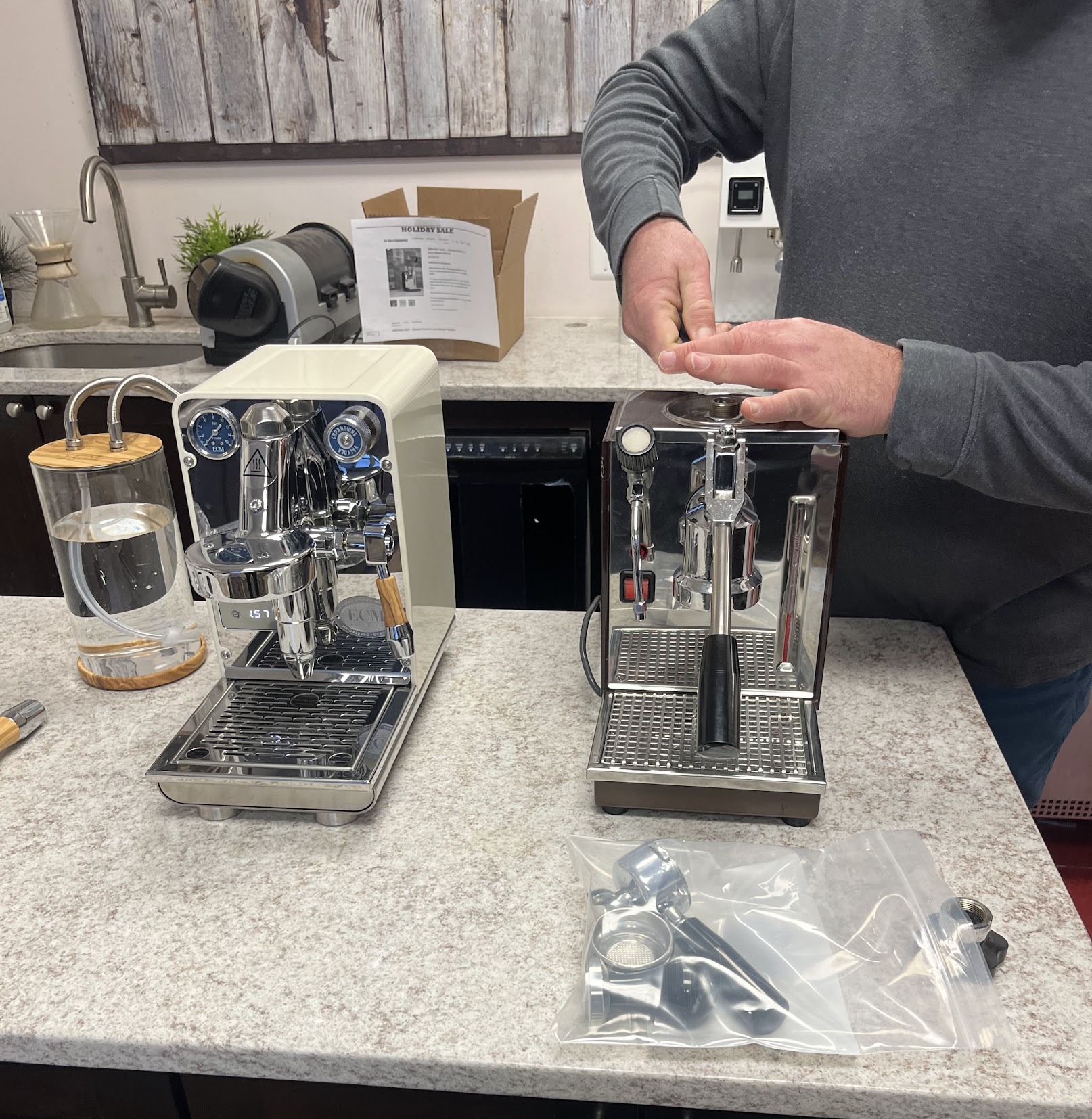 Comparing Puristika to Cremina